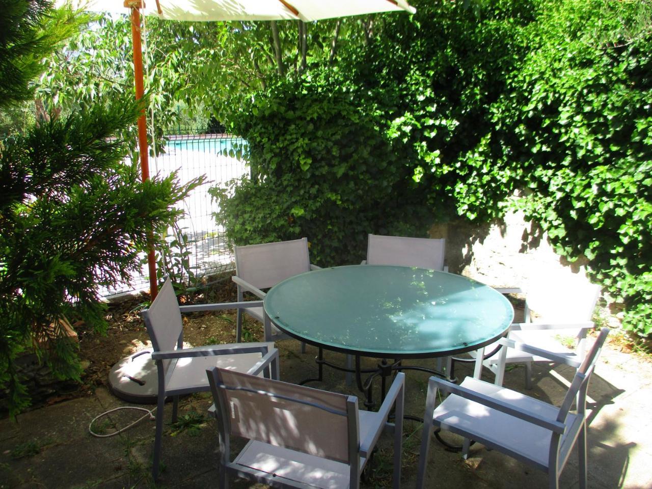 Le Mas Des Lilas Uzès Dış mekan fotoğraf