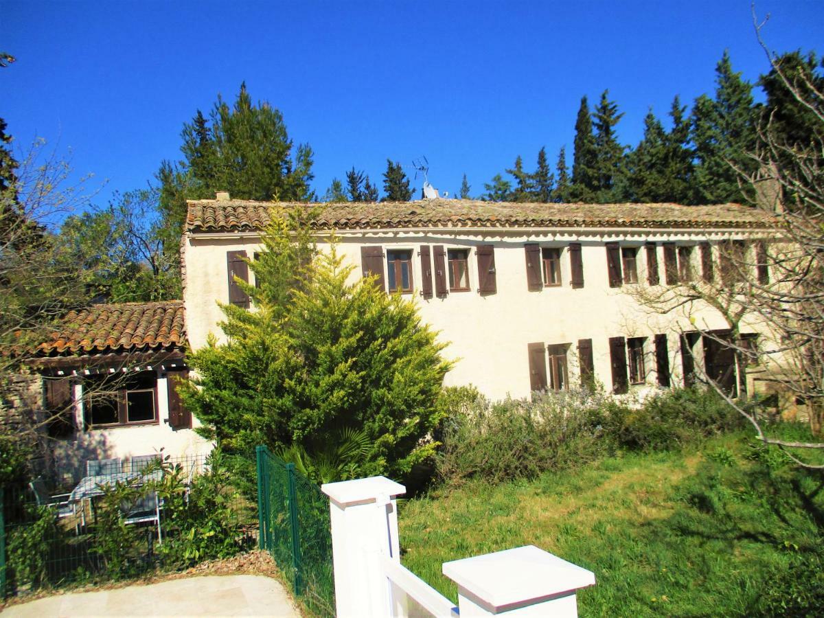 Le Mas Des Lilas Uzès Dış mekan fotoğraf